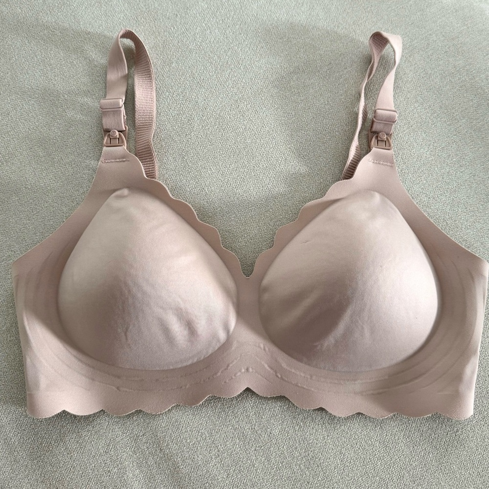 Momcozy nursing bra